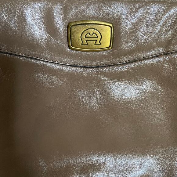 Etienne‎ Aigner Taupe Brown Shoulder Bag Accordian Purse Lots of Pockets - Picture 2 of 9